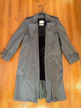 London Towne Trench Coat Mens 40R Gray - Made in Taiwan - Vintage - CLEAN